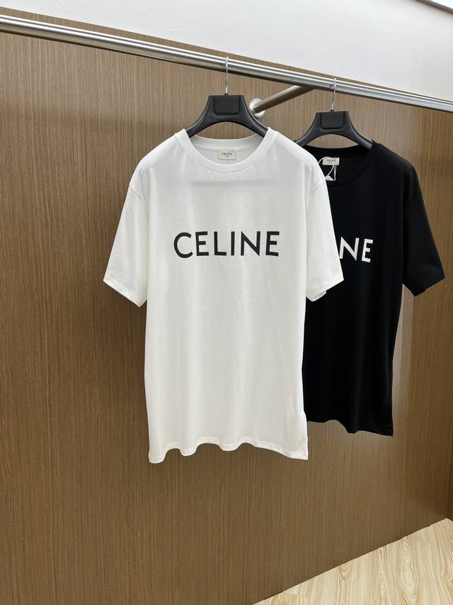 Celine Logo印花短袖 面料：采用170克50支双股 手感柔软 舒适亲肤 简单到极致就是时髦 最简单的经典黑色t恤 最能打动人心 工艺1：采用弹力胶浆印
