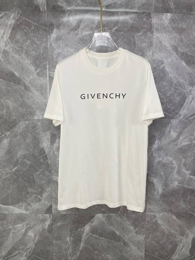 调价 Givenchy纪梵希 2024Ss夏装新品 最新系列图案logo短袖t恤 必须人手一件的节奏！进口顶极精梳棉面料，极为亲肤舒适 摸上去非常的细腻，质感很